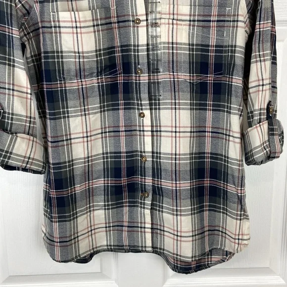 Carhartt Long Sleeve Button Up Shirt RN 14806 New with tag Womens Med 8/10 - Picture 3 of 7